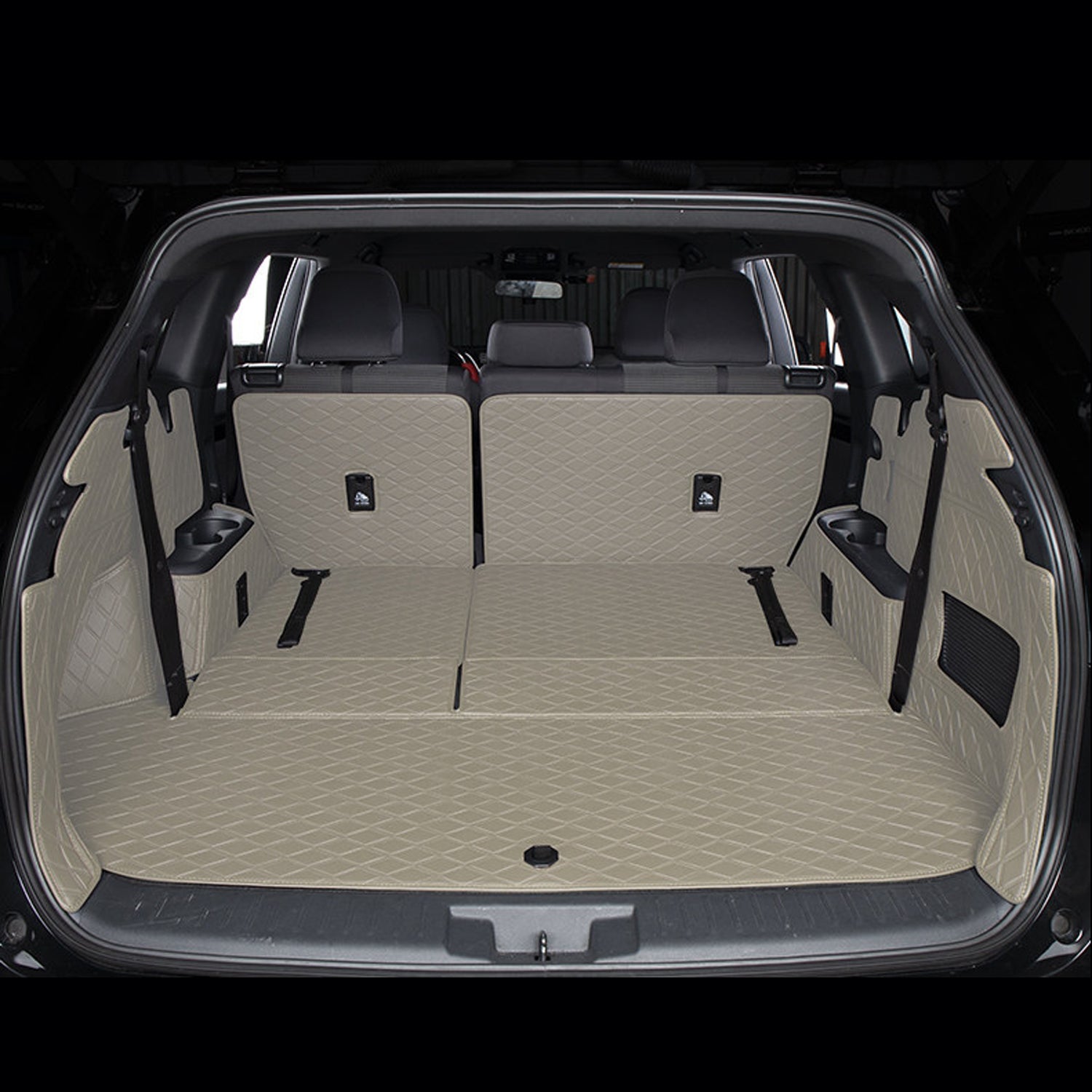 Waterproof Large Dog Car Trunk Mat All-Season Trunk Mat Suitable for Rainy Climates Trunk Mat / Trunk Liner Waterproof